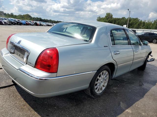 Photo 2 VIN: 1LNHM81W17Y630724 - LINCOLN TOWN CAR S 