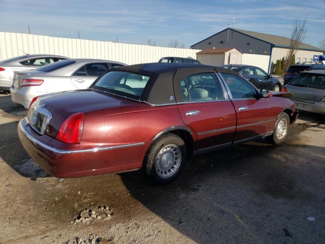 Photo 2 VIN: 1LNHM81W1YY769611 - LINCOLN TOWNCAR 