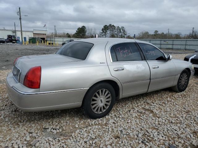 Photo 2 VIN: 1LNHM81W23Y695799 - LINCOLN TOWNCAR 