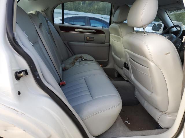 Photo 4 VIN: 1LNHM81W24Y675117 - LINCOLN TOWN CAR E 