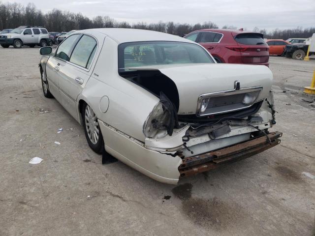 Photo 2 VIN: 1LNHM81W25Y626162 - LINCOLN TOWN CAR S 