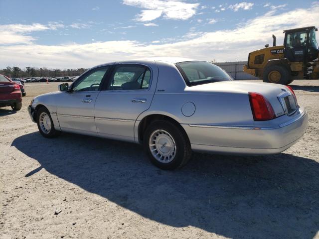 Photo 1 VIN: 1LNHM81W2XY678426 - LINCOLN TOWNCAR 