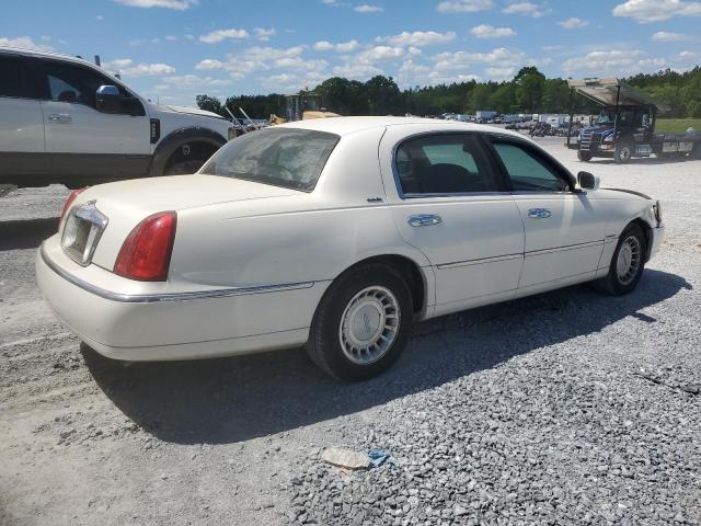 Photo 2 VIN: 1LNHM81W32Y613867 - LINCOLN TOWNCAR 