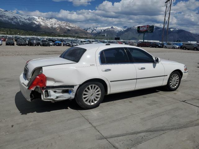 Photo 2 VIN: 1LNHM81W33Y687937 - LINCOLN TOWNCAR 