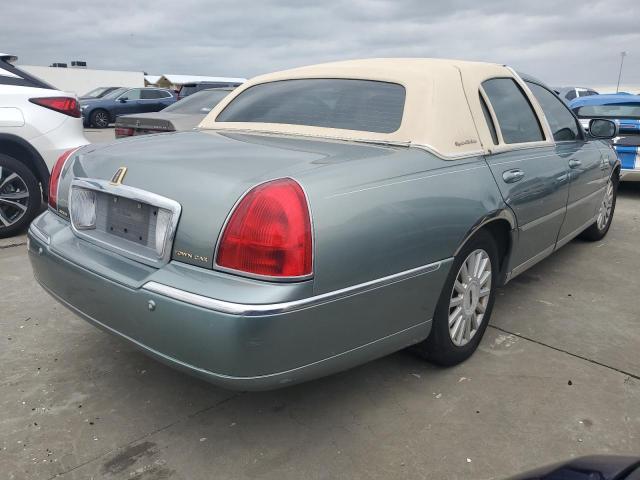 Photo 2 VIN: 1LNHM81W35Y604400 - LINCOLN TOWN CAR S 