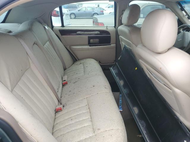 Photo 9 VIN: 1LNHM81W35Y604400 - LINCOLN TOWN CAR S 