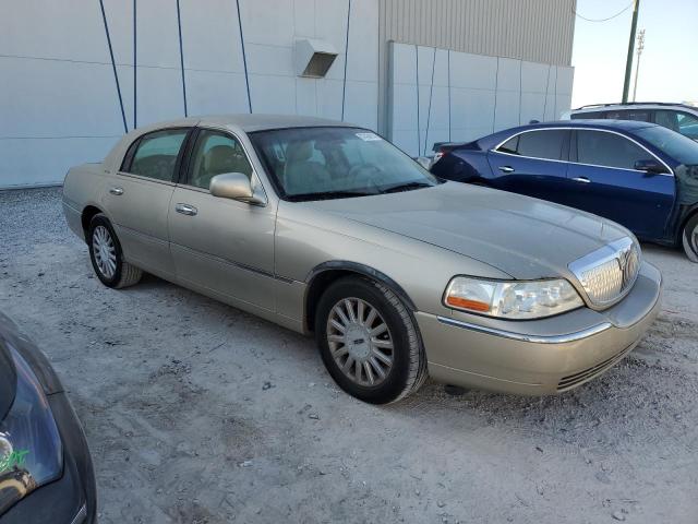 Photo 3 VIN: 1LNHM81W35Y668534 - LINCOLN TOWNCAR 