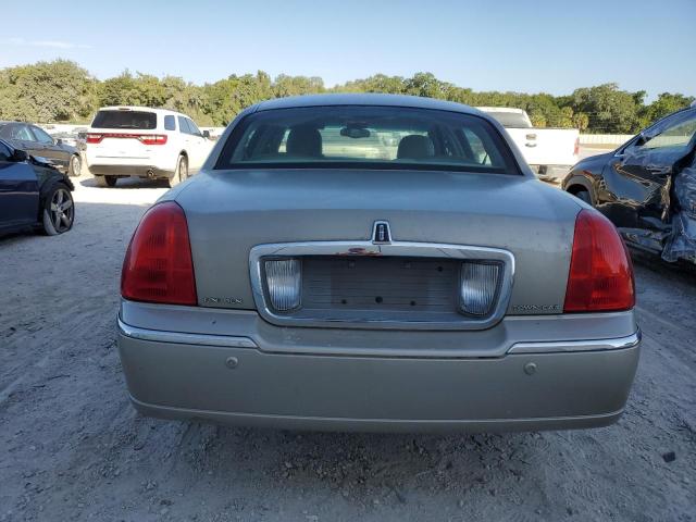 Photo 5 VIN: 1LNHM81W35Y668534 - LINCOLN TOWNCAR 