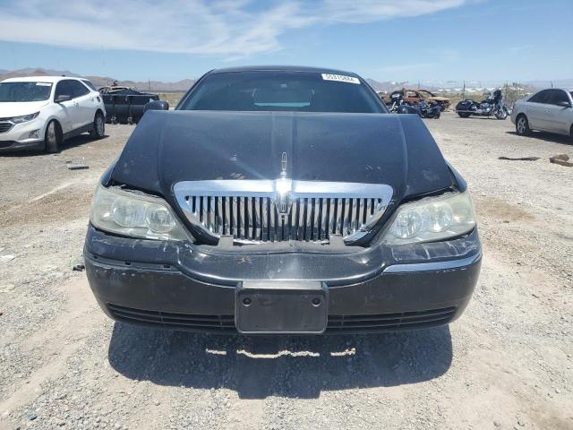 Photo 4 VIN: 1LNHM81W37Y631437 - LINCOLN TOWNCAR 