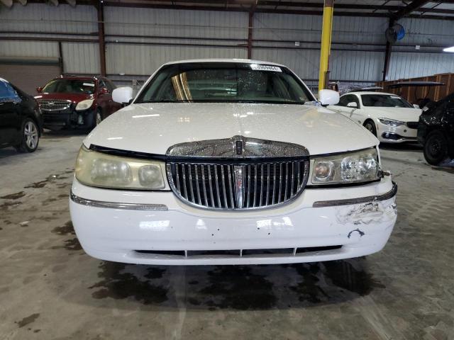 Photo 4 VIN: 1LNHM81W41Y680167 - LINCOLN TOWN CAR E 