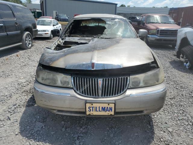 Photo 4 VIN: 1LNHM81W41Y706878 - LINCOLN TOWNCAR 