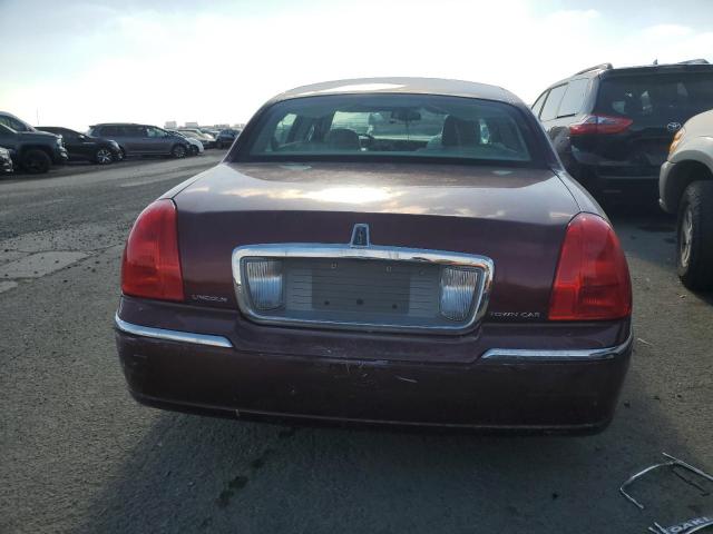 Photo 5 VIN: 1LNHM81W43Y616858 - LINCOLN TOWN CAR E 