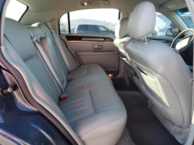 Photo 9 VIN: 1LNHM81W45Y635350 - LINCOLN TOWN CAR S 