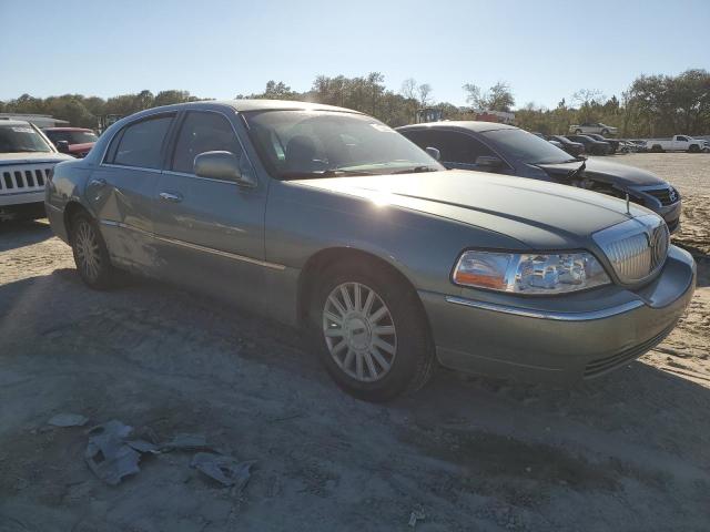 Photo 3 VIN: 1LNHM81W45Y649488 - LINCOLN TOWNCAR 