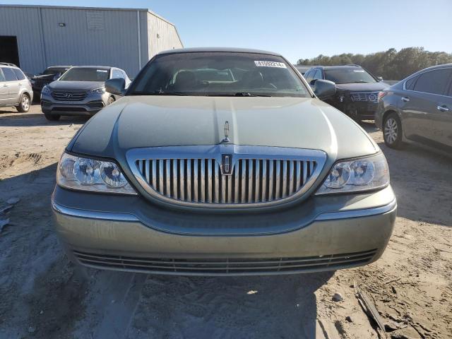 Photo 4 VIN: 1LNHM81W45Y649488 - LINCOLN TOWNCAR 