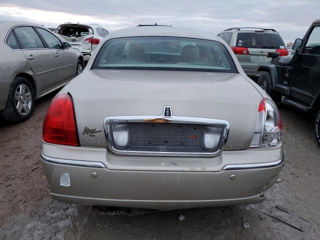 Photo 5 VIN: 1LNHM81W45Y651693 - LINCOLN TOWNCAR 