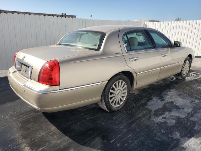 Photo 2 VIN: 1LNHM81W45Y658515 - LINCOLN TOWN CAR S 