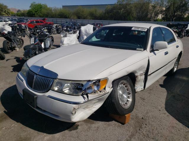 Photo 0 VIN: 1LNHM81W4XY635870 - LINCOLN TOWNCAR 