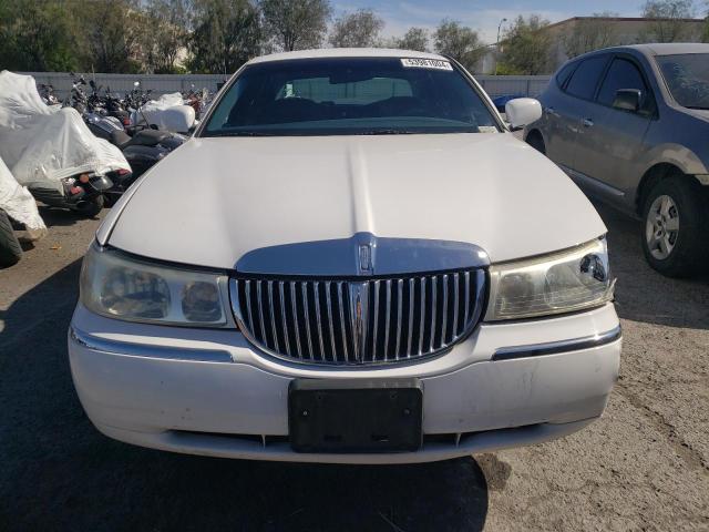 Photo 4 VIN: 1LNHM81W4XY635870 - LINCOLN TOWNCAR 