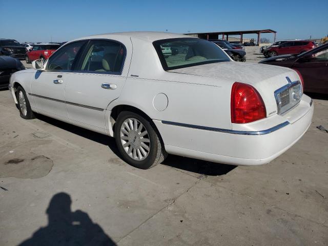 Photo 1 VIN: 1LNHM81W53Y630266 - LINCOLN TOWN CAR E 