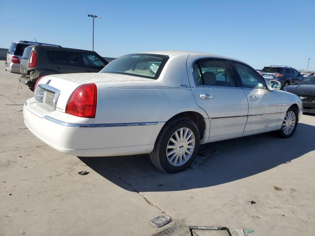 Photo 2 VIN: 1LNHM81W53Y630266 - LINCOLN TOWN CAR E 