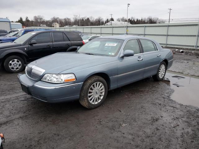 Photo 0 VIN: 1LNHM81W53Y687325 - LINCOLN TOWNCAR 