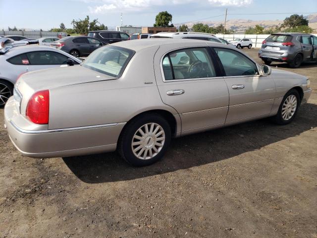 Photo 2 VIN: 1LNHM81W53Y699894 - LINCOLN TOWN CAR E 