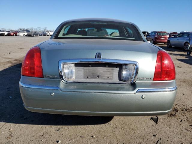 Photo 5 VIN: 1LNHM81W54Y658361 - LINCOLN TOWNCAR 