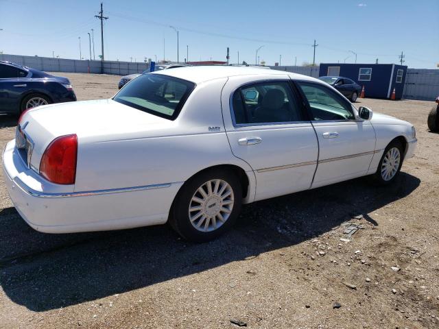 Photo 2 VIN: 1LNHM81W55Y613244 - LINCOLN TOWN CAR 