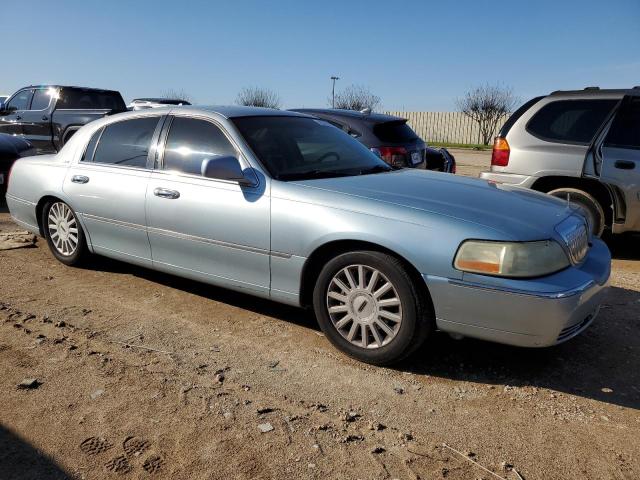 Photo 3 VIN: 1LNHM81W55Y624664 - LINCOLN TOWN CAR S 