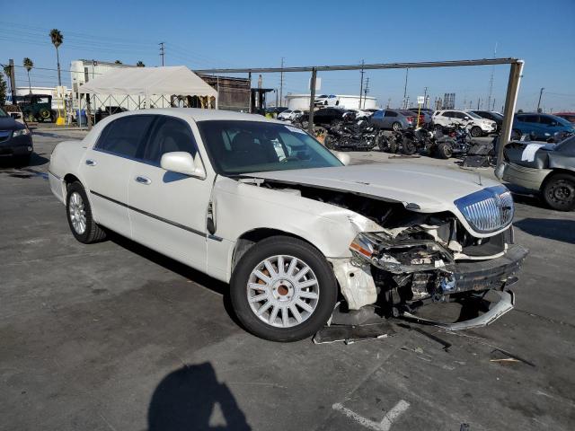 Photo 3 VIN: 1LNHM81W55Y631436 - LINCOLN TOWN CAR S 