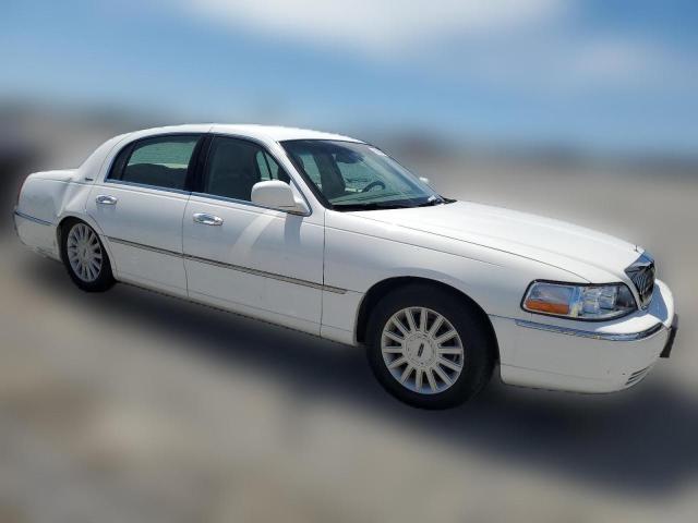 Photo 3 VIN: 1LNHM81W55Y666607 - LINCOLN TOWNCAR 