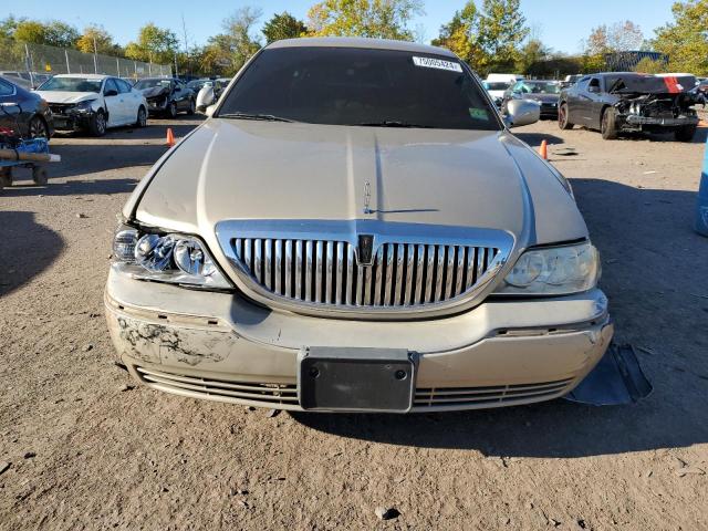 Photo 4 VIN: 1LNHM81W56Y623287 - LINCOLN TOWN CAR S 