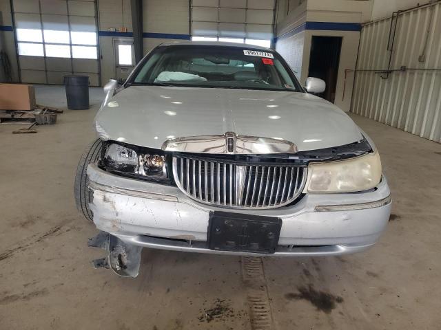 Photo 4 VIN: 1LNHM81W61Y648109 - LINCOLN TOWN CAR E 