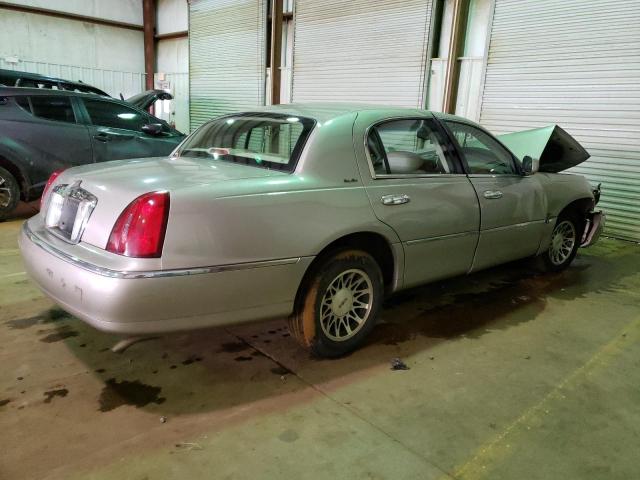 Photo 2 VIN: 1LNHM81W62Y614219 - LINCOLN TOWN CAR E 