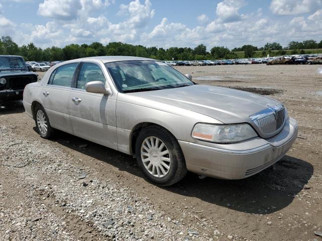 Photo 3 VIN: 1LNHM81W63Y624735 - LINCOLN TOWNCAR 