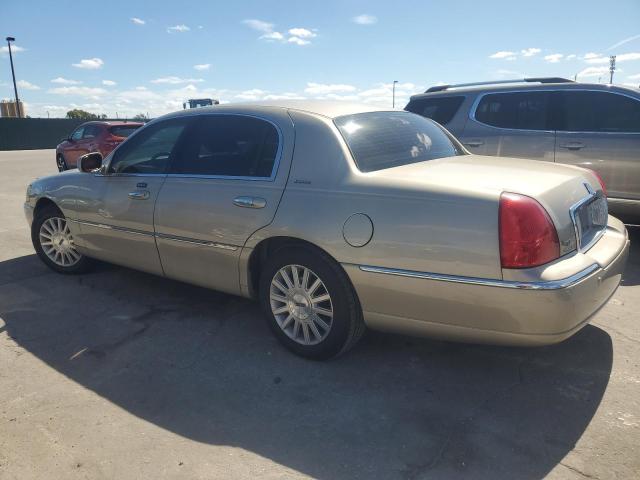 Photo 1 VIN: 1LNHM81W64Y663634 - LINCOLN TOWN CAR E 