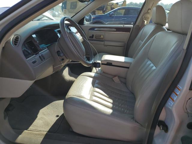 Photo 6 VIN: 1LNHM81W64Y677890 - LINCOLN TOWN CAR E 