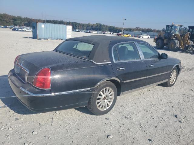 Photo 2 VIN: 1LNHM81W64Y688534 - LINCOLN TOWN CAR E 