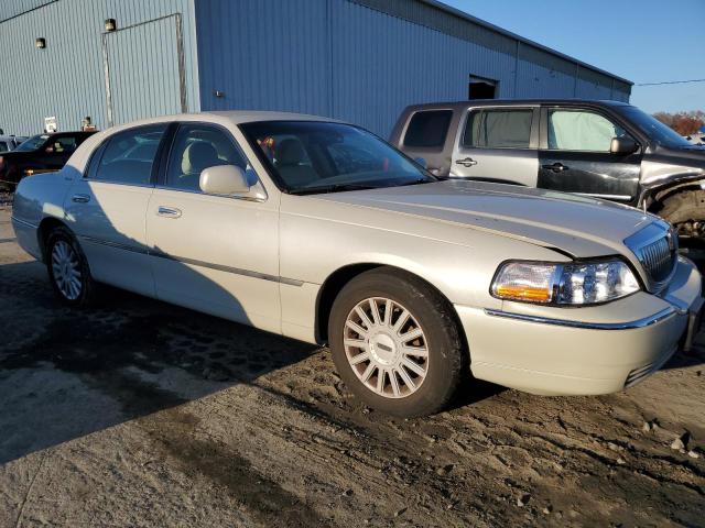 Photo 3 VIN: 1LNHM81W65Y671704 - LINCOLN TOWN CAR S 