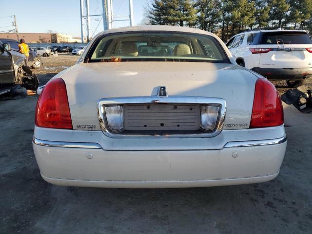 Photo 5 VIN: 1LNHM81W65Y671704 - LINCOLN TOWN CAR S 