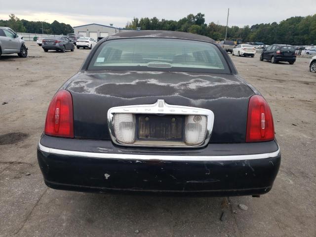 Photo 5 VIN: 1LNHM81W71Y679417 - LINCOLN TOWN CAR E 