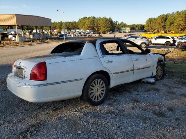 Photo 2 VIN: 1LNHM81W73Y642001 - LINCOLN TOWN CAR E 