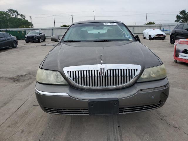 Photo 4 VIN: 1LNHM81W74Y655669 - LINCOLN TOWNCAR 