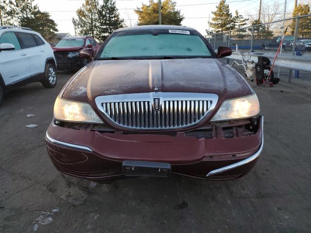 Photo 4 VIN: 1LNHM81W74Y667840 - LINCOLN TOWN CAR E 