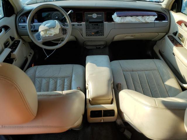 Photo 7 VIN: 1LNHM81W74Y682466 - LINCOLN TOWN CAR E 