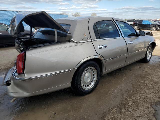 Photo 2 VIN: 1LNHM81W82Y670419 - LINCOLN TOWNCAR 