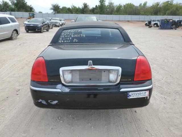 Photo 5 VIN: 1LNHM81W84Y630893 - LINCOLN TOWNCAR 