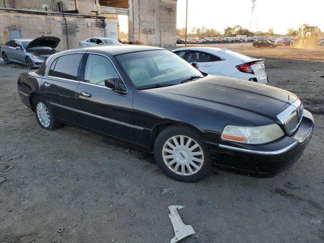 Photo 3 VIN: 1LNHM81W85Y603615 - LINCOLN TOWN CAR S 