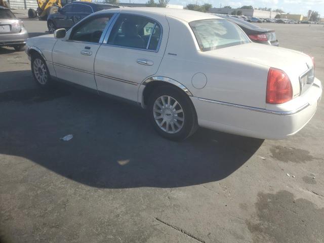 Photo 1 VIN: 1LNHM81W87Y629974 - LINCOLN TOWN CAR S 